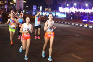 BIB: 21104, 27670, 26689
                            <button type="button" onclick="openModal(23205597)" class="btn btn-primary btn-sm float-right btn-popup" data-toggle="modal" data-target=".modal-high-quality">
                        <i class="fas fa-shopping-cart"></i> Add to Cart
                    </button>
                                            <button type="button" onclick="isThisMe(23205597, true)" class="btn btn-success btn-sm float-right btn-popup btn-isme hidden" data-toggle="tooltip" data-placement="bottom" title="นี่คือรูปของคุณใช่ไหม คลิกที่นี่เพื่อเอาเข้าอัลบั้ม">
                        <i class="fas fa-plus"></i> Add to album
                    </button>
                    <button type="button" onclick="isThisMe(23205597, false)" class="btn btn-warning btn-sm float-right btn-popup btn-isnotme hidden">
                        <i class="fas fa-ban"></i> Remove from album
                    </button>